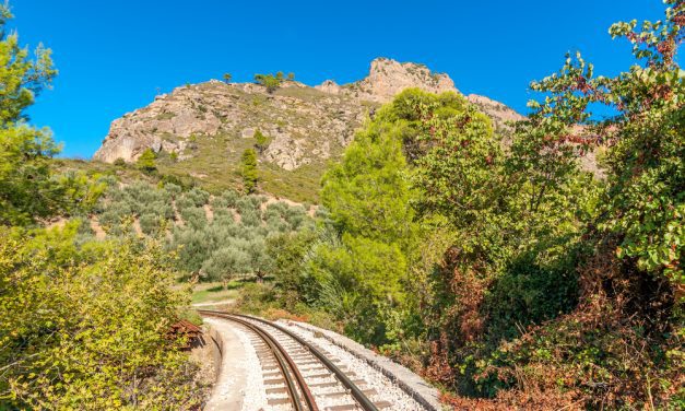 Discover Greece by Rail: A Journey of Scenic Beauty and Historical Charm